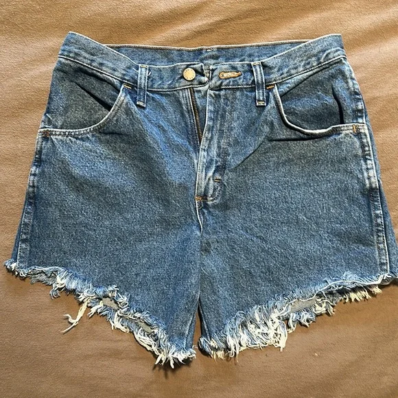 Rustler Denim Shorts - Picture 2 of 6